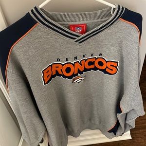 Broncos rento sweatshirt